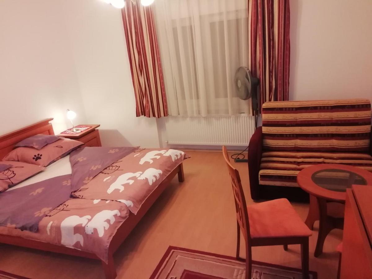 ASTA LA VISTA Vendégház Miskolc Exterior foto