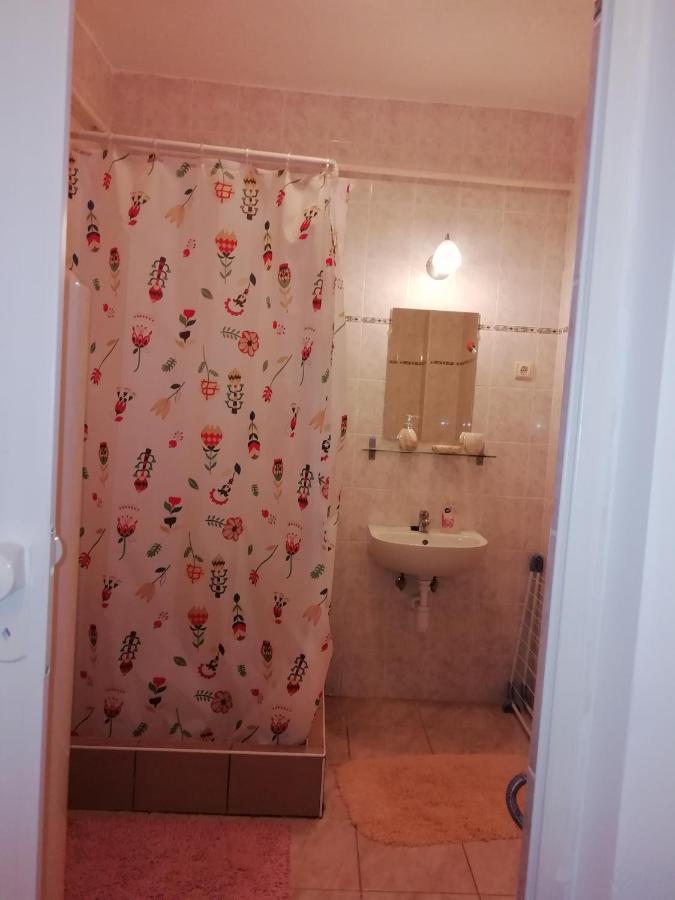 ASTA LA VISTA Vendégház Miskolc Exterior foto