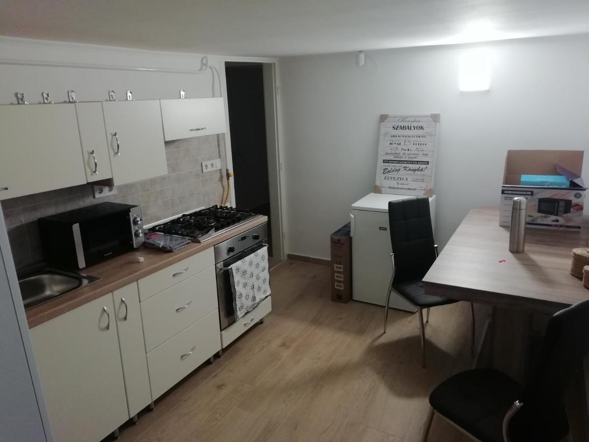ASTA LA VISTA Vendégház Miskolc Exterior foto